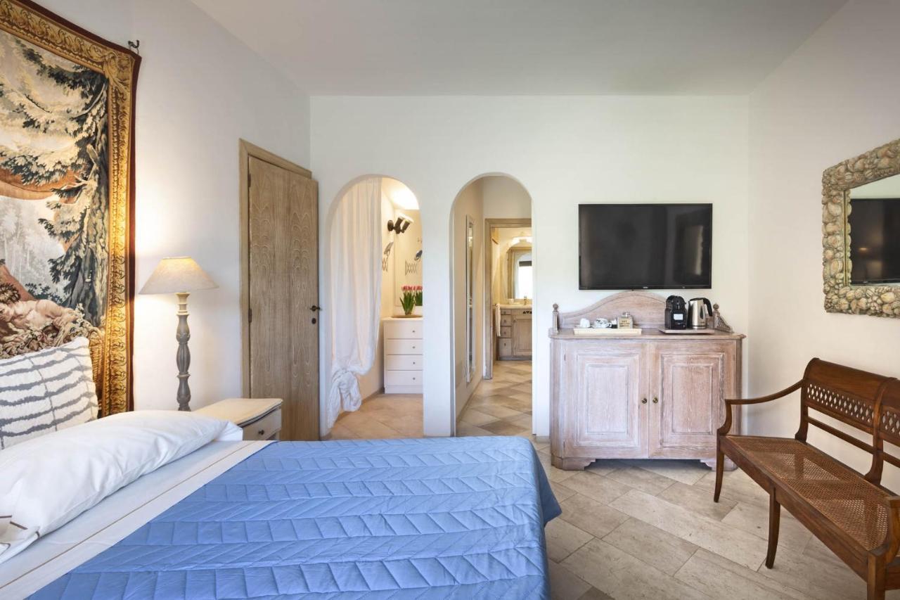 Iconic Luxury Suites Abbiadori Екстериор снимка